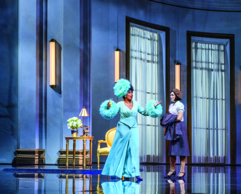 REBECCA - Ana Milva Gomes (Mrs. Van Hopper) - Nienke Latten(Ich) - Credits: VBW - Deen van Meer