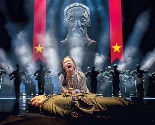 Miss Saigon - Vanessa Heinz & James Park - Credits Johan Persson