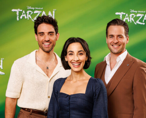 Disney Musical TARZAN -Philipp Büttner - Abla Alaoui Alexander Klaws - Credits: Morris Mac Matzen