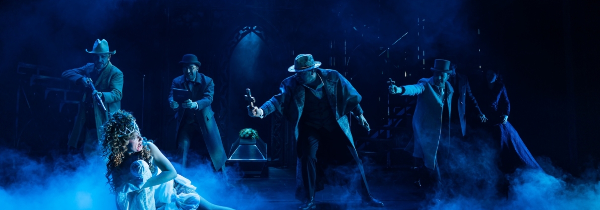 DRACULA - DAS MUSICAL - Credits: Nico Moser