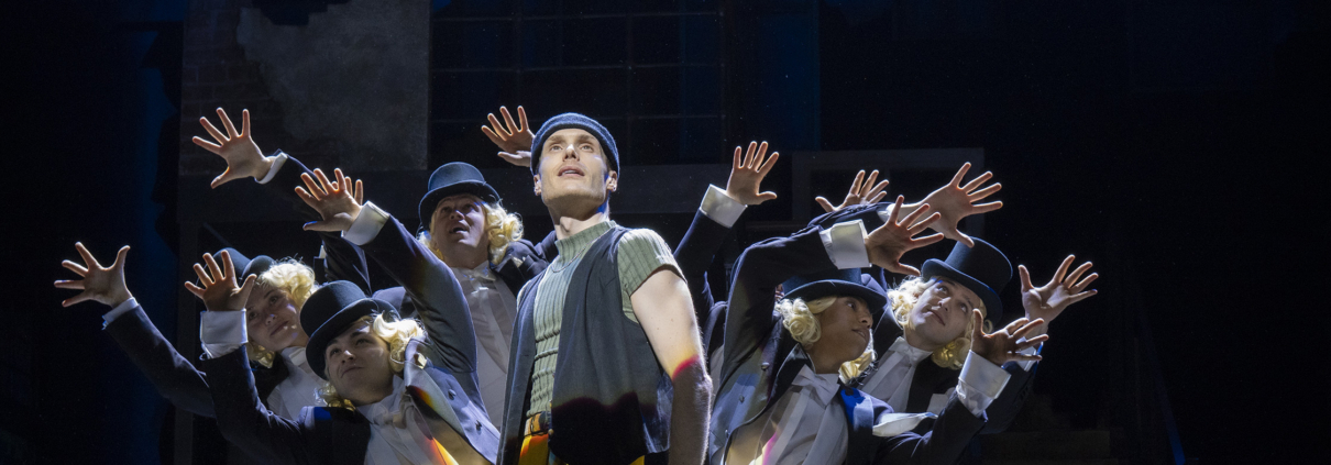 WIR SIND AM LEBEN - Credits: Jörn Hartmann